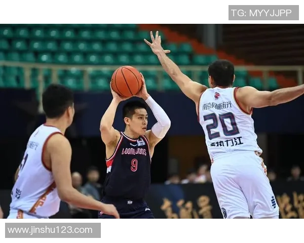 南京篮球队的比赛节奏分析与战术调整探讨